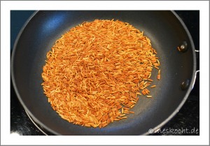 Khao Krua, gerösteter Reis